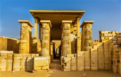 Säulenhalle des Stufenpyramide von Djoser